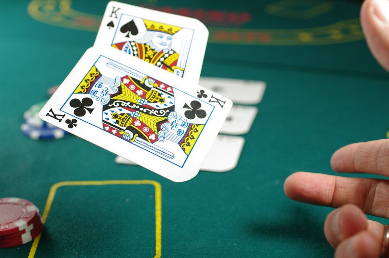 Canlı casino rulet masası